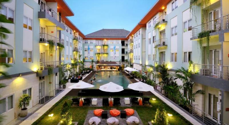 HARRIS Hotel & Residences Riverview - Kuta