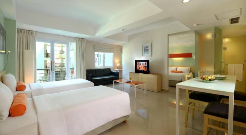 HARRIS Hotel & Residences Riverview - Kuta