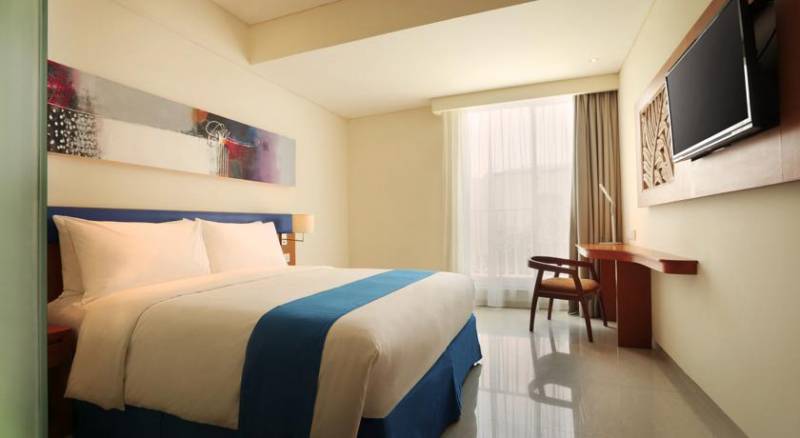 Holiday Inn Express Bali Kuta Square