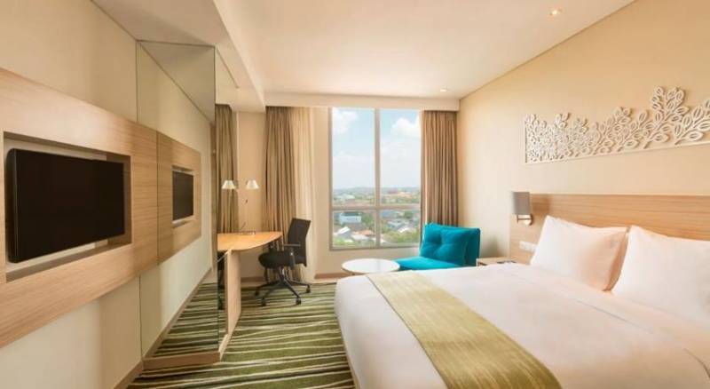 Holiday Inn Express Semarang Simpang Lima