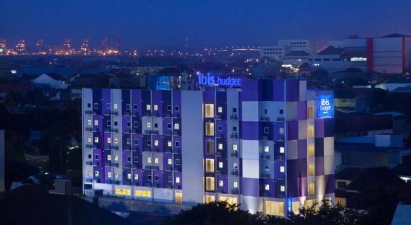 Ibis Budget Semarang Tendean