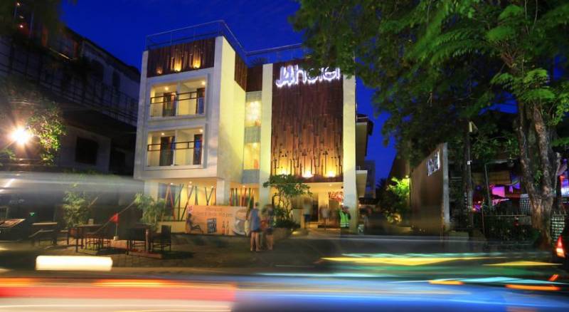 J4 Hotels Legian