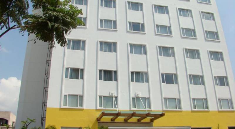 Lemon Tree Hotel Chennai