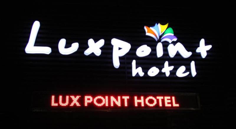 Luxpoint Hotel Surabaya