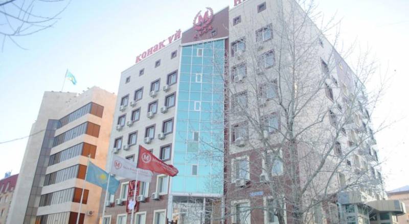 Manhattan Astana Hotel