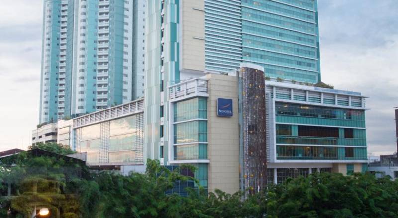 Novotel Jakarta Gajah Mada