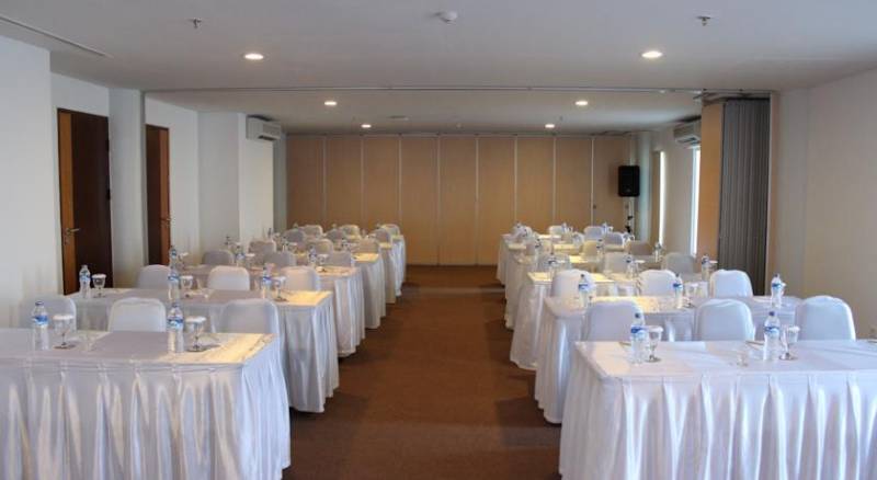 Primebiz Kuta Hotel