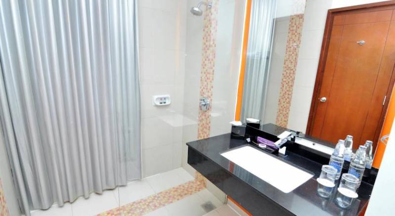 Quest Hotel Semarang