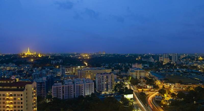 Sule Shangri-La Yangon