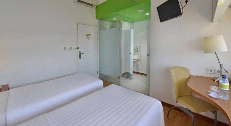 Whiz Hotel Semarang