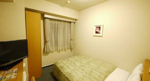Hotel Route-Inn Osaka Honmachi