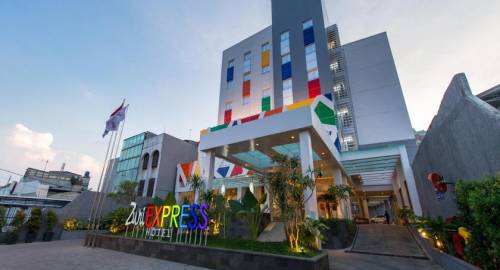 Zuri Express Mangga Dua