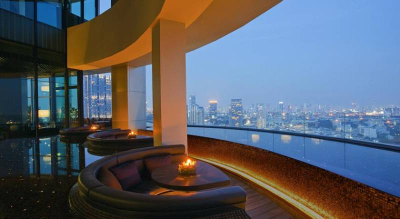 Anantara Sathorn Bangkok Hotel