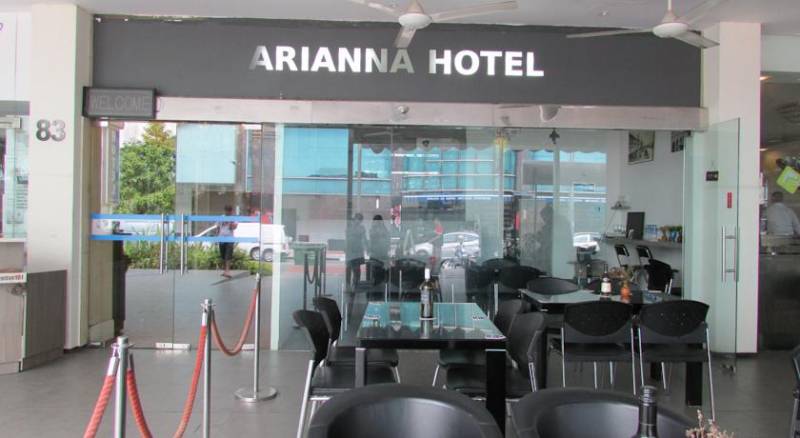 Arianna Hotel