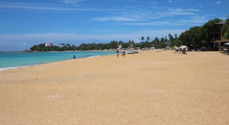 Calamander Unawatuna Beach