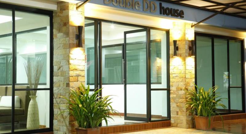 Double Dd House