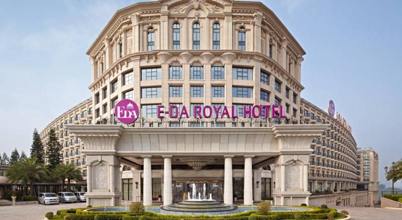 E-DA Royal Hotel