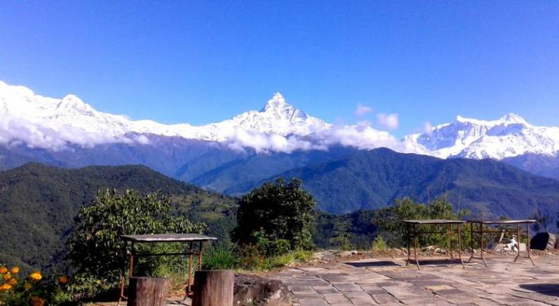 Himalayan Deurali Resort