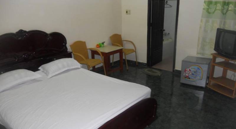 Hoa Thinh Hotel