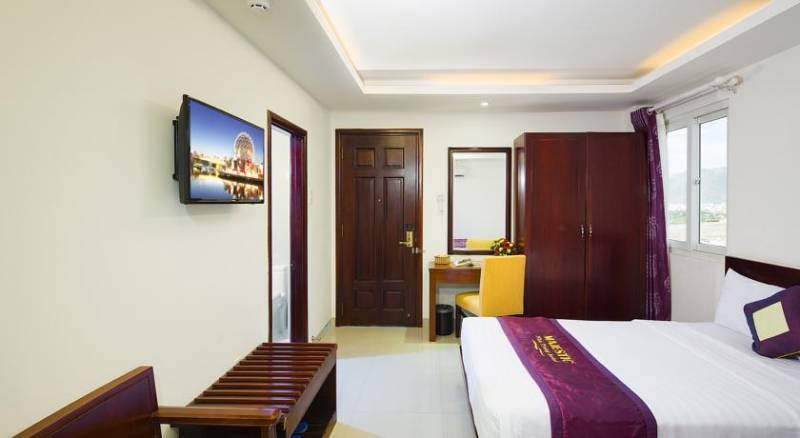 Majestic Nha Trang Hotel