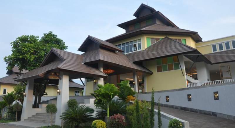 Mountain Creek Wellness Resort Chiangmai