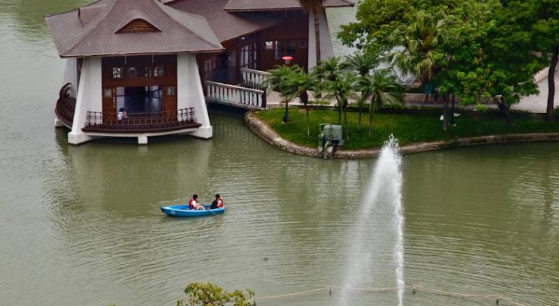 Orange Hotel - Park, Taichung