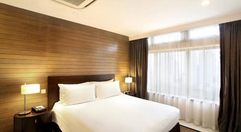 PARKROYAL Serviced Suites Singapore