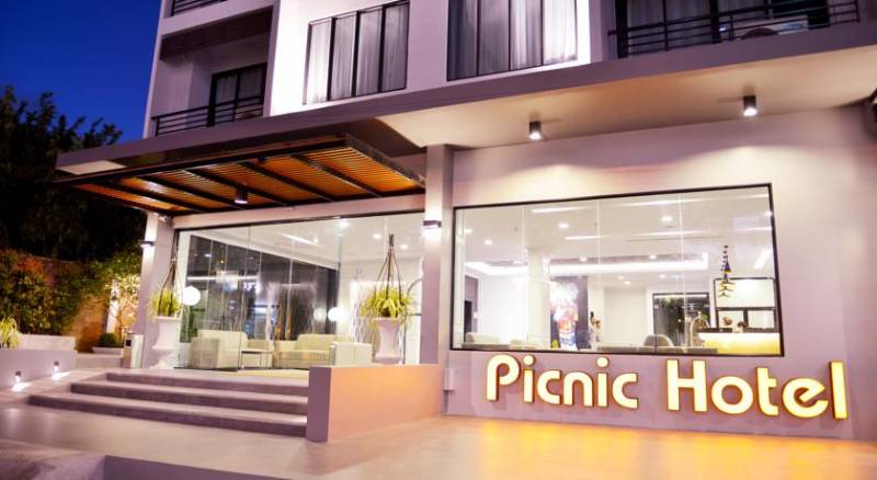 Picnic Hotel Bangkok