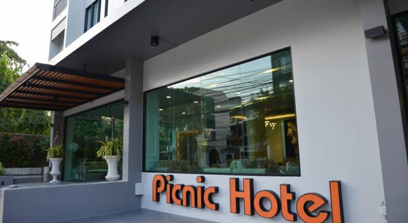 Picnic Hotel Bangkok