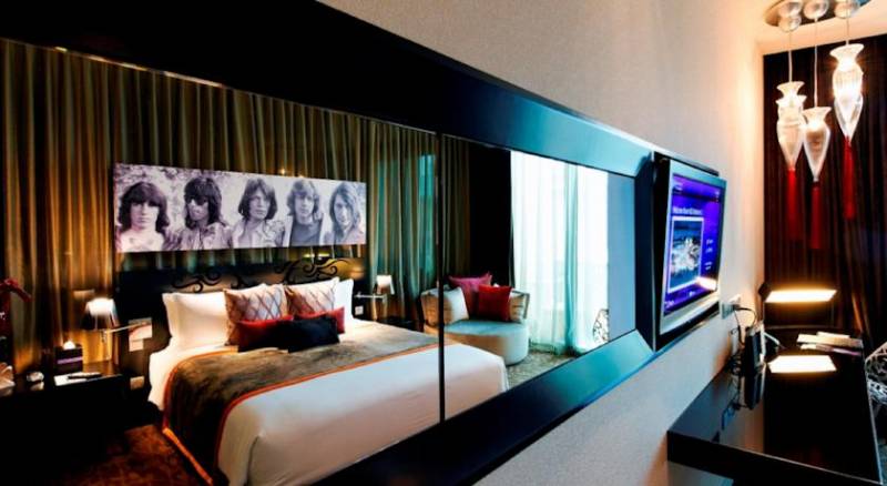 Resorts World Sentosa - Hard Rock Hotel