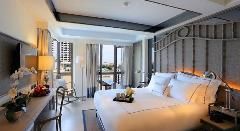 Riva Surya Bangkok