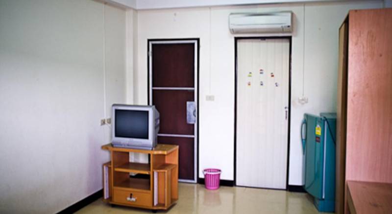 S & P Service Apartment