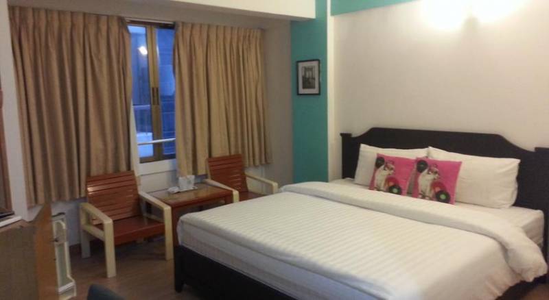 S6 SUKHUMVIT HOTEL