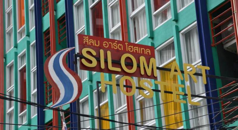 Silom Art Hostel