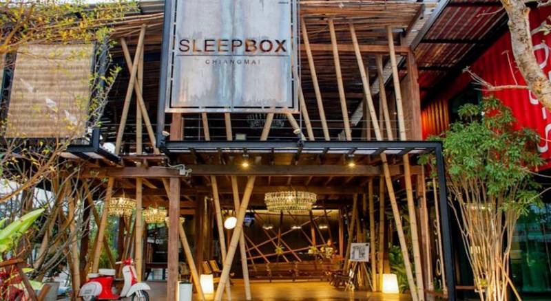 Sleepbox Chiangmai Hotel