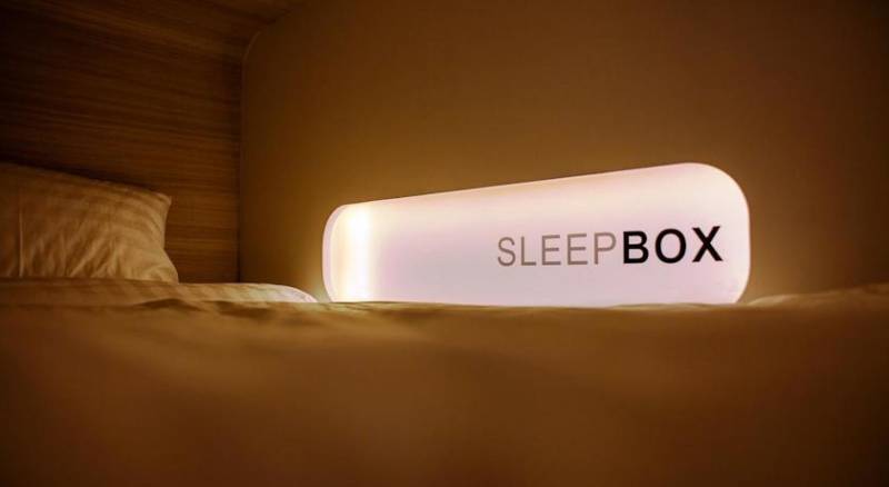 Sleepbox Chiangmai Hotel