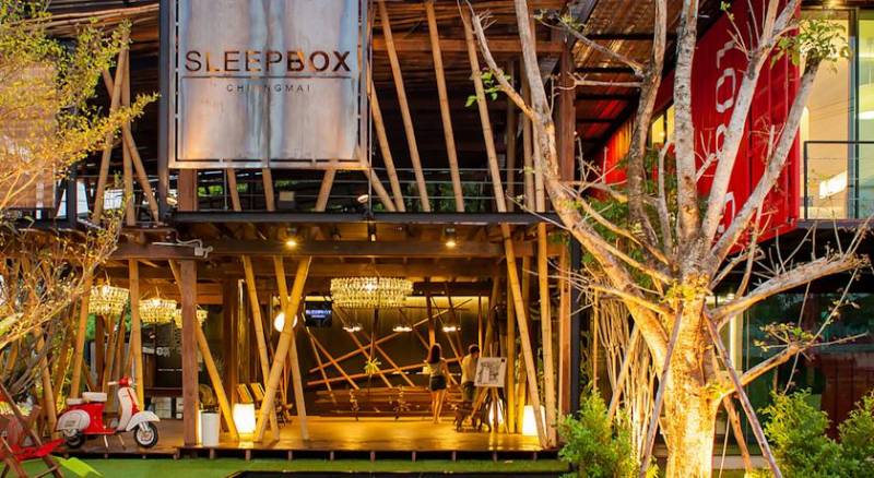 Sleepbox Chiangmai Hotel