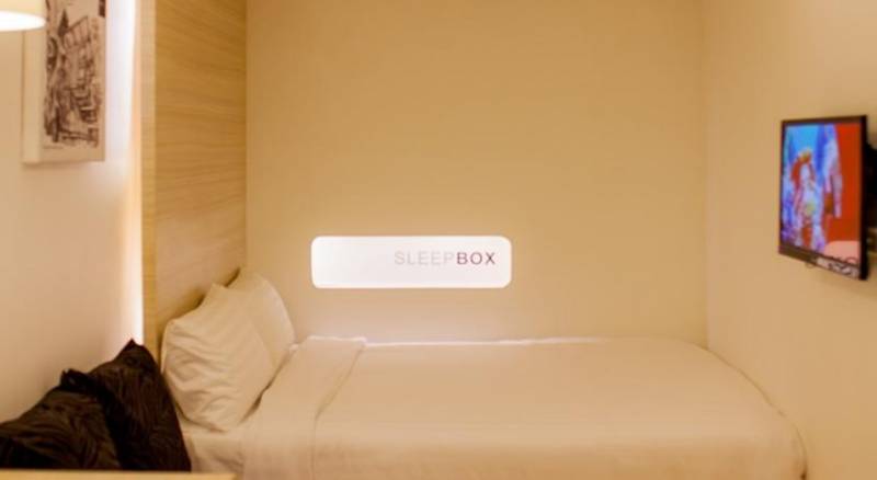 Sleepbox Chiangmai Hotel