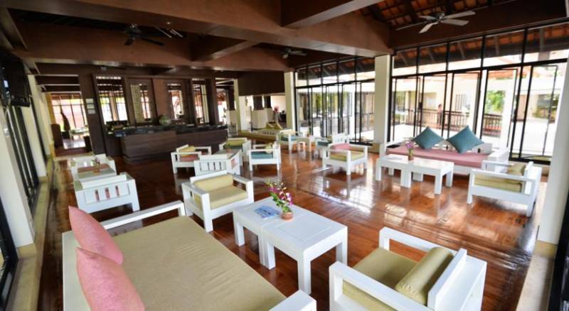 The Briza Beach Resort, Khao Lak