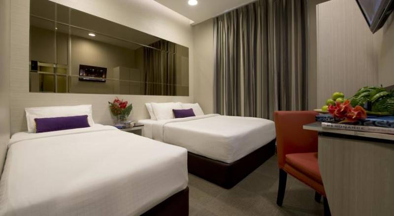 V Hotel Bencoolen