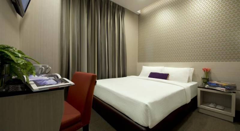 V Hotel Bencoolen