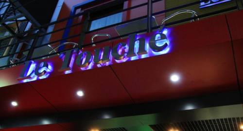 Le Touché Hotel