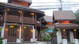 Baanlek Home Stay