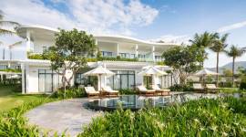 Cam Ranh Riviera Beach Resort & Spa