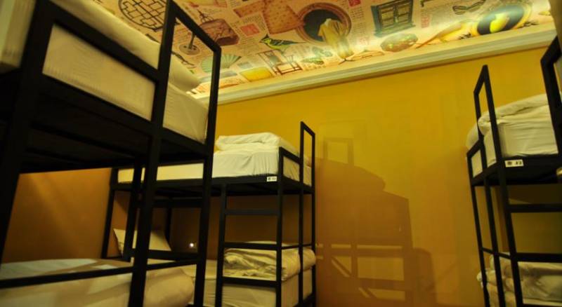 Ai Phuket Hostel