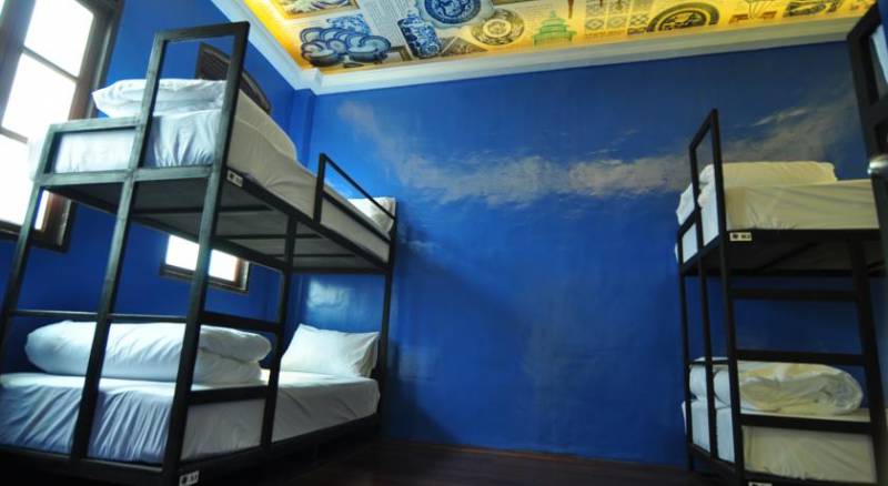 Ai Phuket Hostel