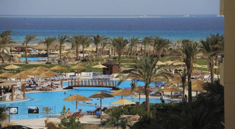 Amwaj Blue Beach Resort & Spa