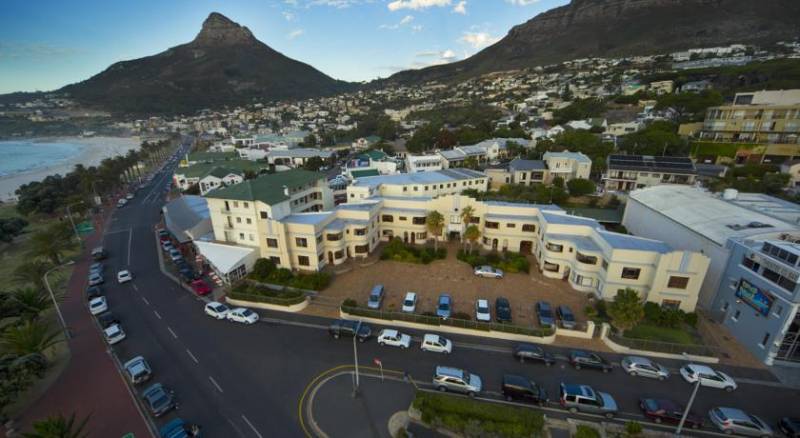 Camps Bay Resort