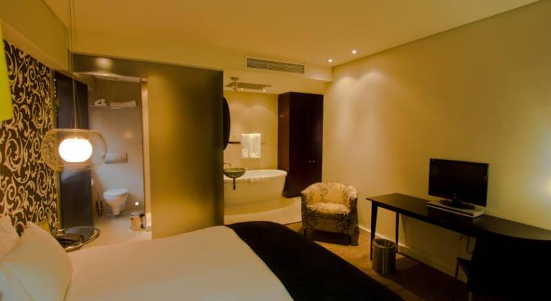 Colosseum Luxury Hotel