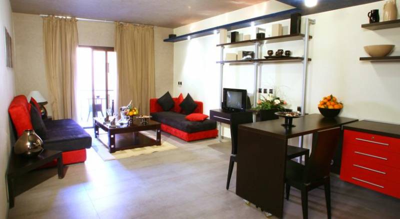 Dellarosa Hotel Suites & Spa